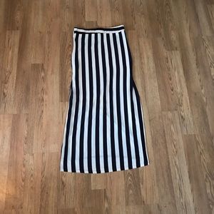 Rue 21 Long High Waisted Skirt